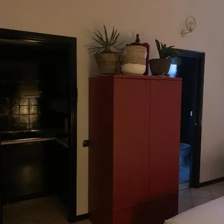 Apartment Mood-garibaldi